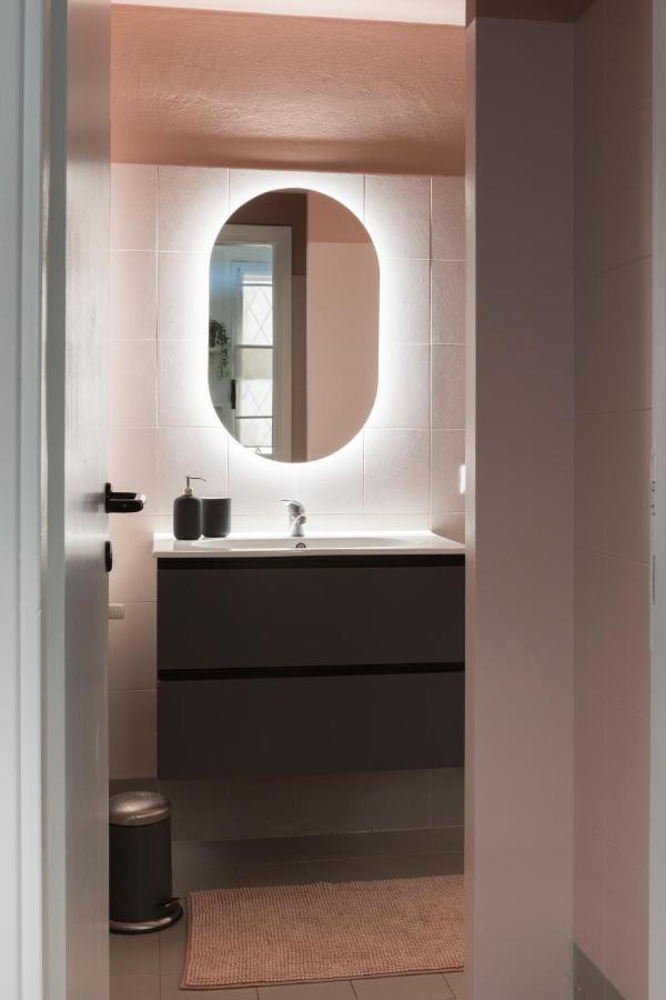 Xenia Apartments - Moderno Appartamento In Fondazione Prada Milano Eksteriør billede